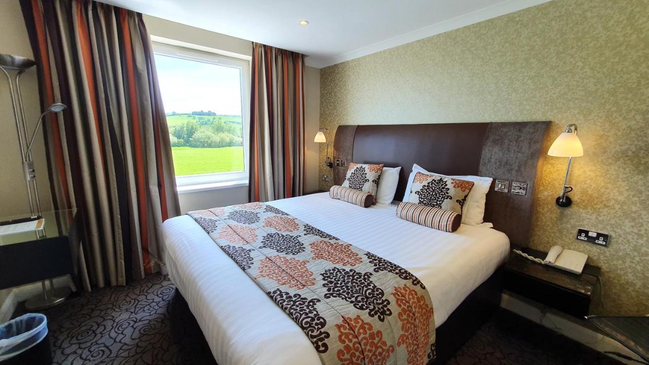 The Plough Inn Llandeilo Bagian luar foto